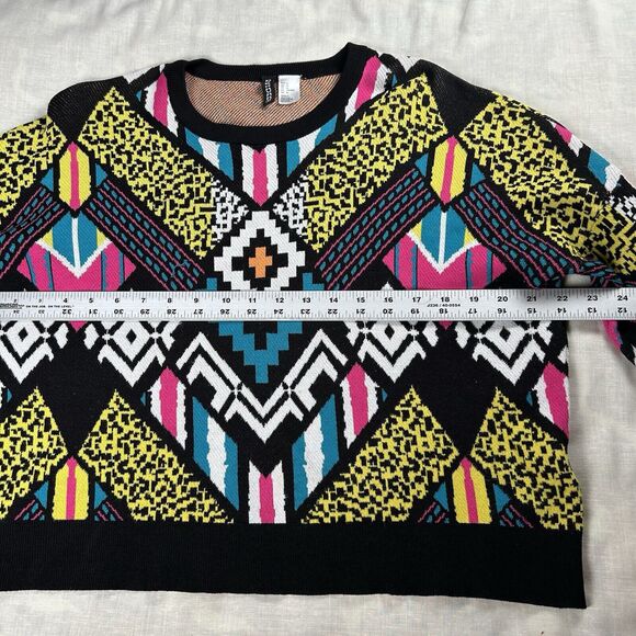 VTG Divided Sweater Women’s Sz M Y2K Multicolor Aztec Graphics 80’s 90’s - Picture 9 of 10